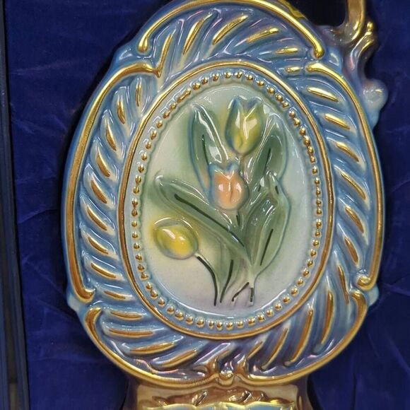 Jim Beam 1973 Tulip Kentucky Bourbon Whiskey 175 Month Decanter with Box Empty - Picture 9 of 11